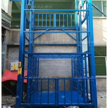 直銷鏈條導(dǎo)軌式液壓貨梯，液壓叉車，液壓起重貨梯安裝施工